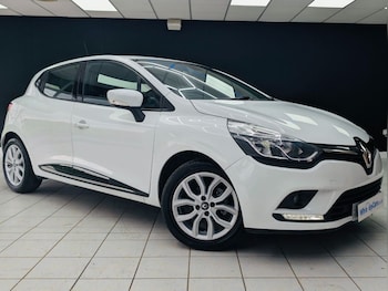 Used Renault Clio 2017 for sale - 78607659: Photo