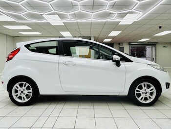 Used Ford Fiesta 2017 for sale - 77667001: Photo