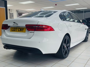 Used Jaguar XE 2017 for sale - 79058826: Photo