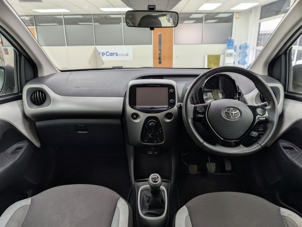 Used Toyota AYGO 2015 for sale - 77764722: Photo 16