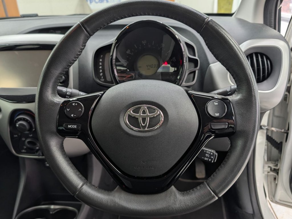 Used Toyota AYGO 2015 for sale - 77764722: Photo 27