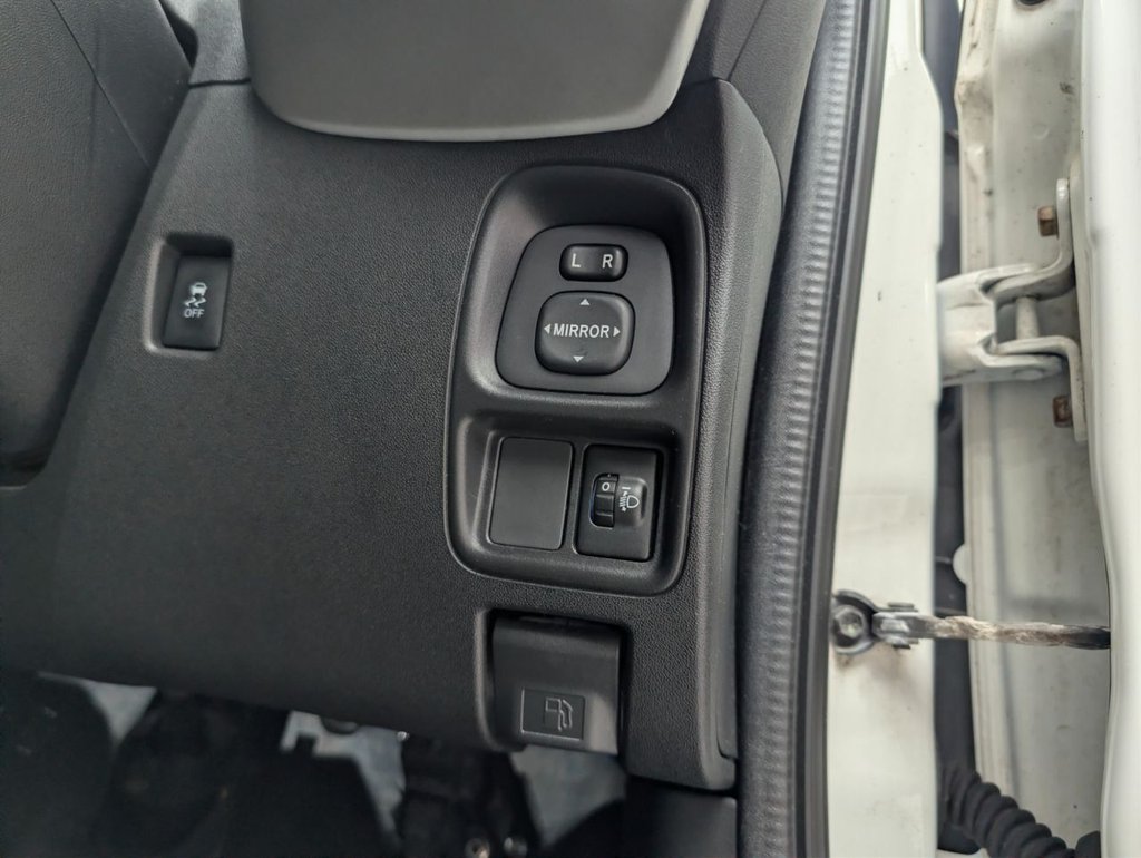 Used Toyota AYGO 2015 for sale - 77764722: Photo 31