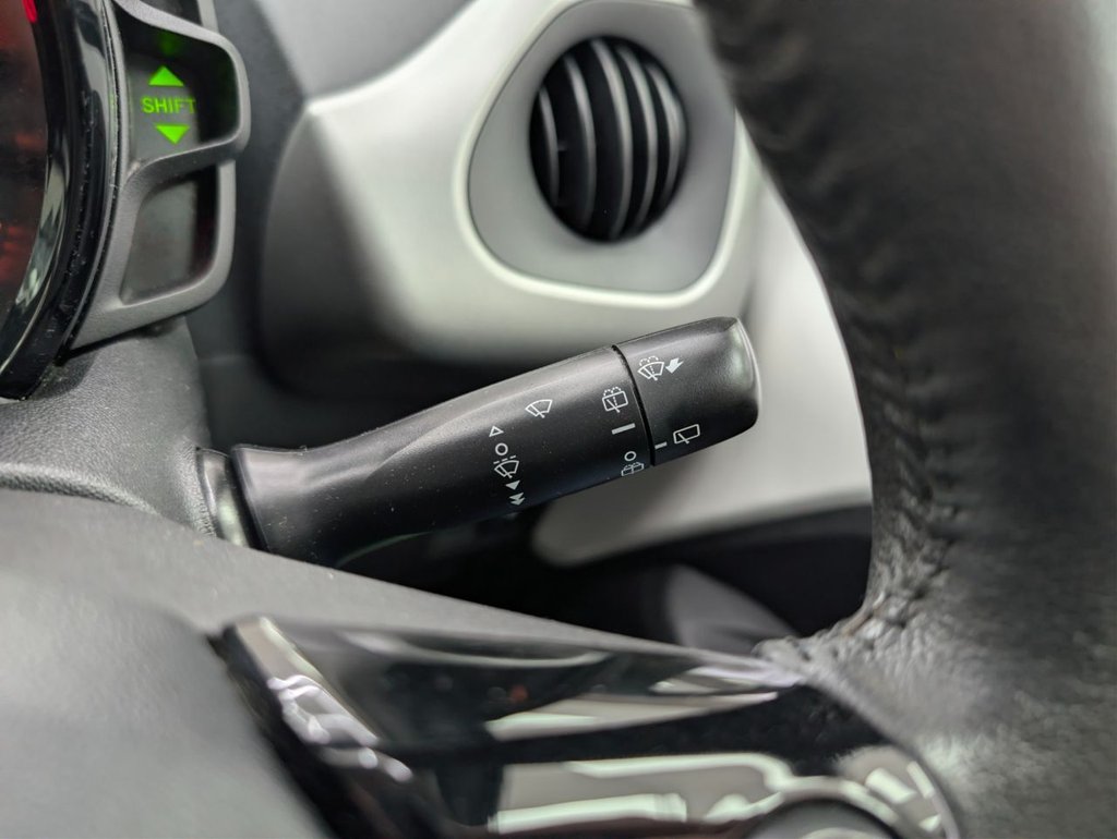 Used Toyota AYGO 2015 for sale - 77764722: Photo 33