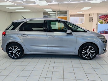 Used Citroen C4 2019 for sale - 78377433: Photo