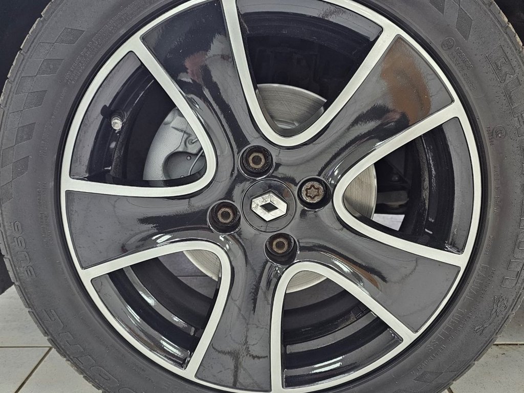 Used Renault Clio 2016 for sale - 77748000: Photo 26