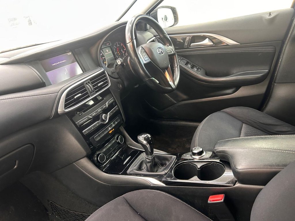 Used Infiniti Q30 2017 for sale - 77666791: Photo 12