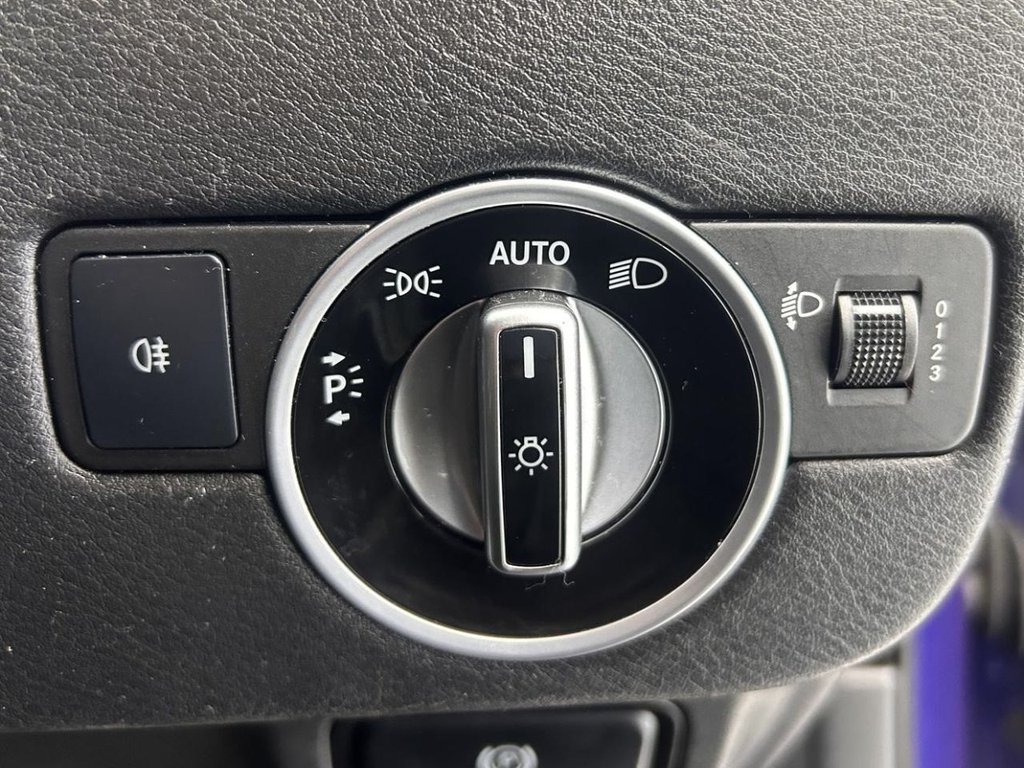 Used Infiniti Q30 2017 for sale - 77666791: Photo 25