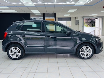 Used Volkswagen Polo 2016 for sale - 79281318: Photo