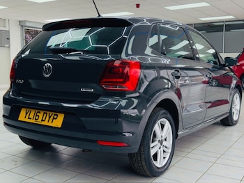 Used Volkswagen Polo 2016 for sale - 79281318: Photo