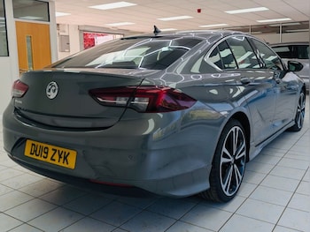 Used Vauxhall Insignia 2019 for sale - 78358090: Photo