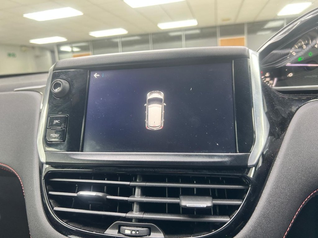 Used Peugeot 208 2018 for sale - 77667000: Photo 17