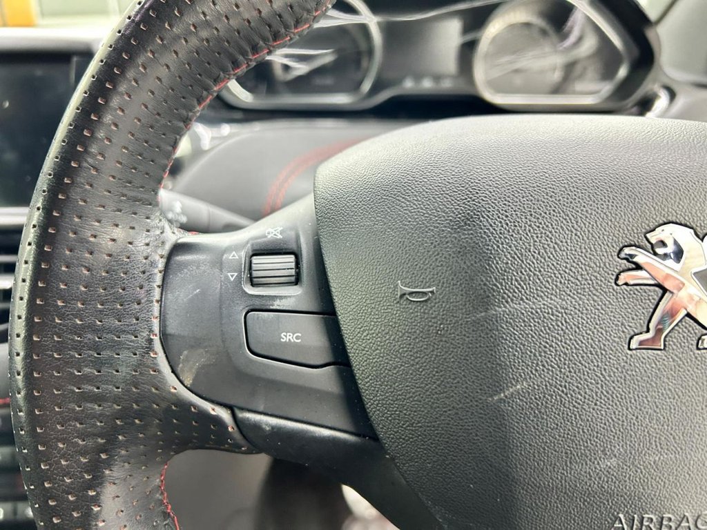 Used Peugeot 208 2018 for sale - 77667000: Photo 21