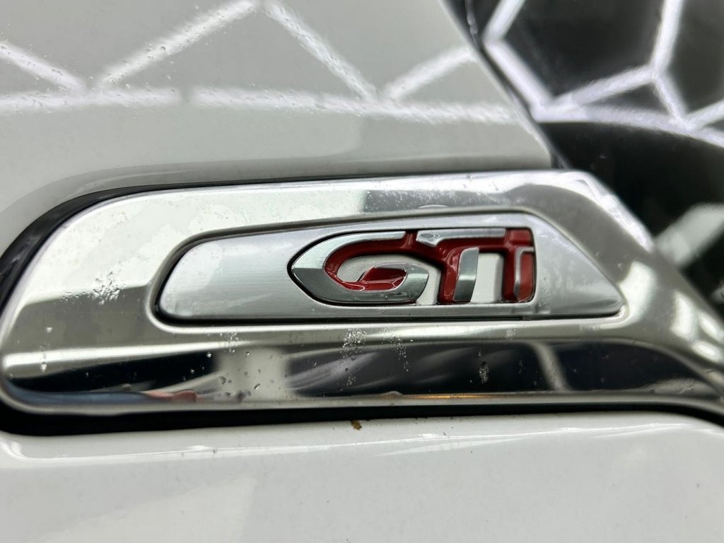 Used Peugeot 208 2018 for sale - 77667000: Photo 30