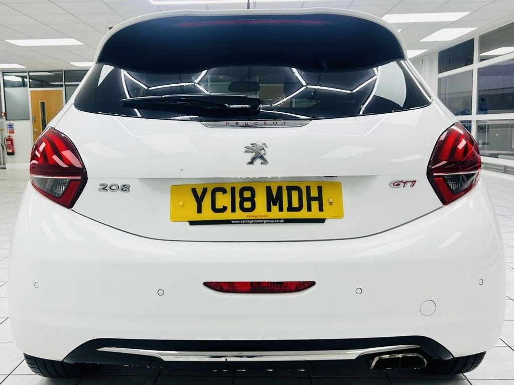 Used Peugeot 208 2018 for sale - 77667000: Photo 5