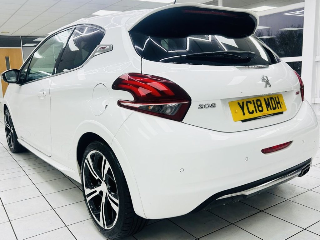 Used Peugeot 208 2018 for sale - 77667000: Photo 8