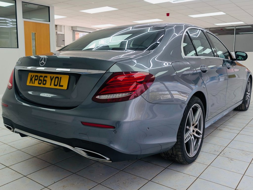 Used Mercedes-Benz E Class 2016 for sale - 78110363: Photo 4