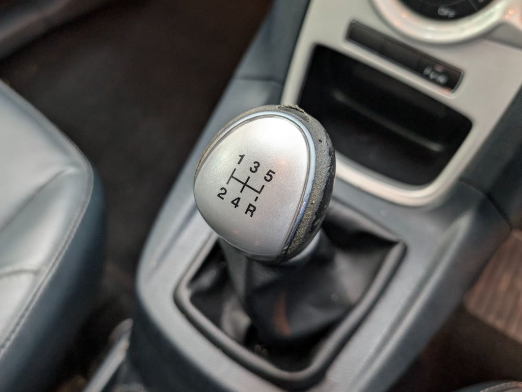 Used Ford Fiesta 2012 for sale - 77990535: Photo 22