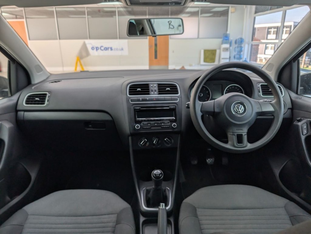 Used Volkswagen Polo 2014 for sale - 77990570: Photo 14