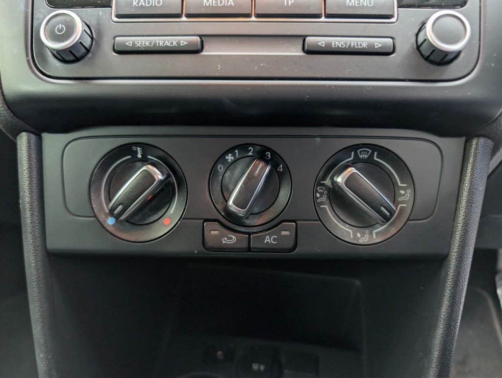 Used Volkswagen Polo 2014 for sale - 77990570: Photo 21