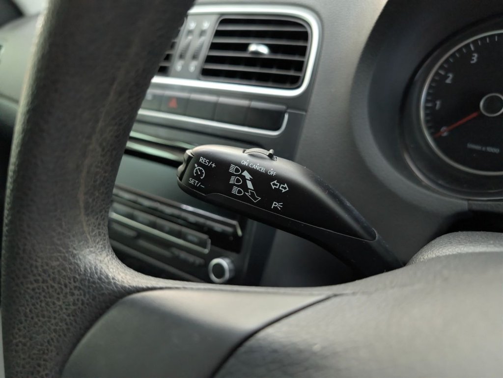 Used Volkswagen Polo 2014 for sale - 77990570: Photo 24