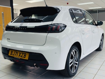 Used Peugeot 208 2021 for sale - 79249987: Photo