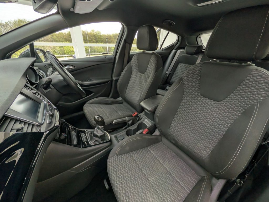 Used Vauxhall Astra 2017 for sale - 78181204: Photo 16