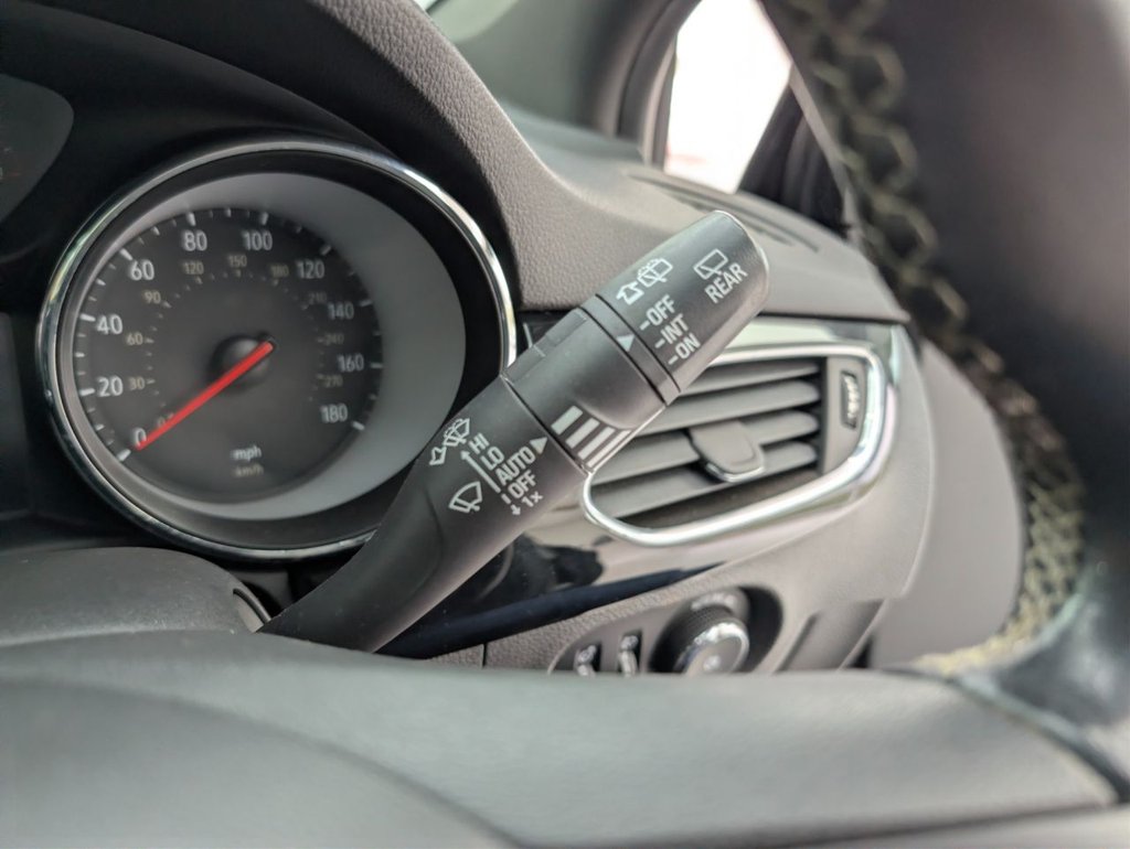 Used Vauxhall Astra 2017 for sale - 78181204: Photo 28