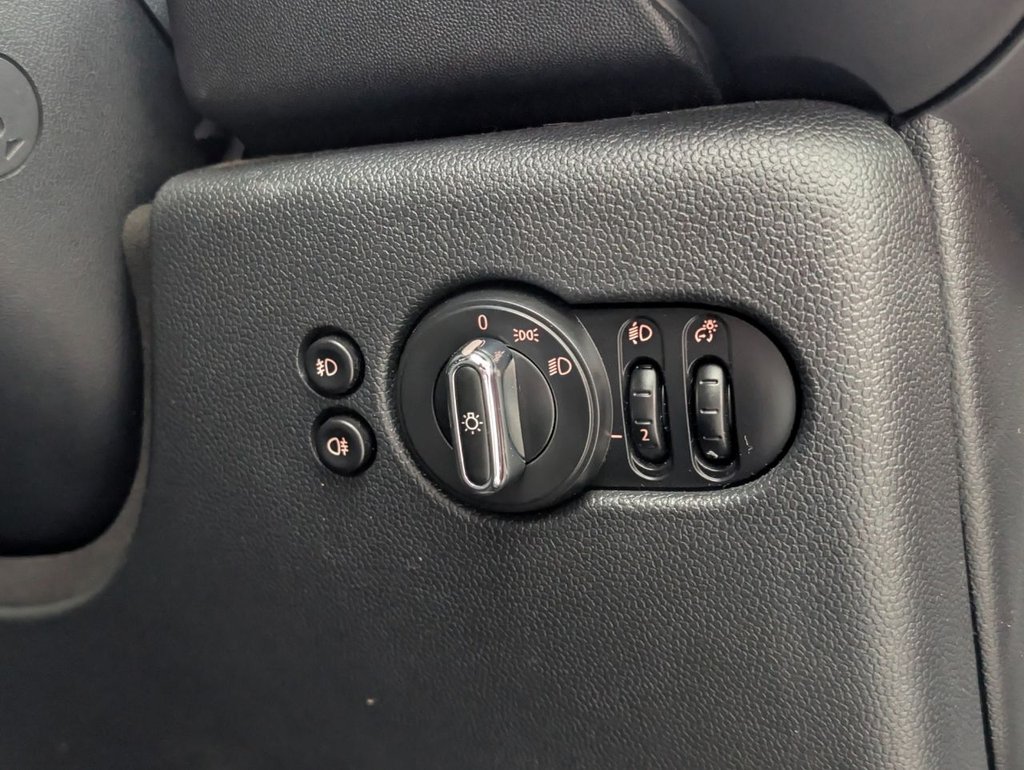 Used MINI Hatch 2017 for sale - 77834978: Photo 32