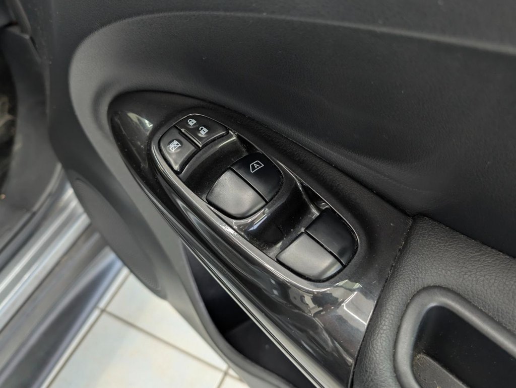 Used Nissan Juke 2017 for sale - 77919881: Photo 28