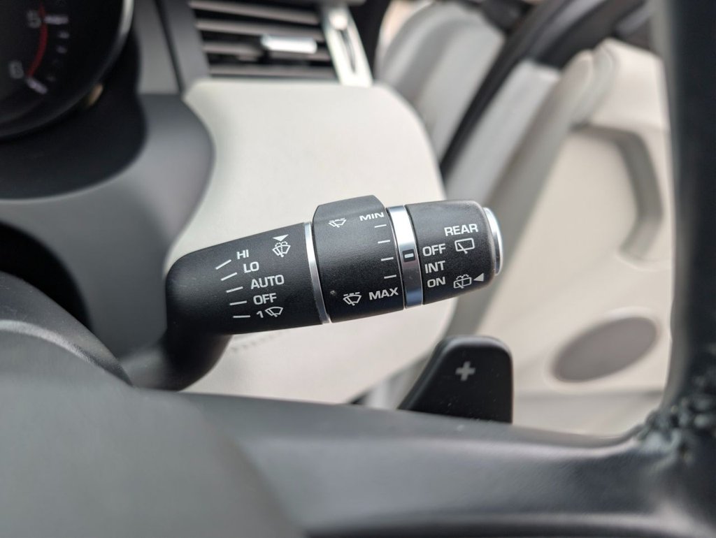 Used Land Rover Range Rover Evoque 2012 for sale - 77666937: Photo 32