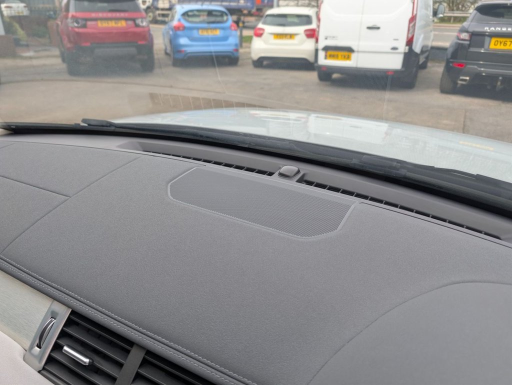 Used Land Rover Range Rover Evoque 2012 for sale - 77666937: Photo 41