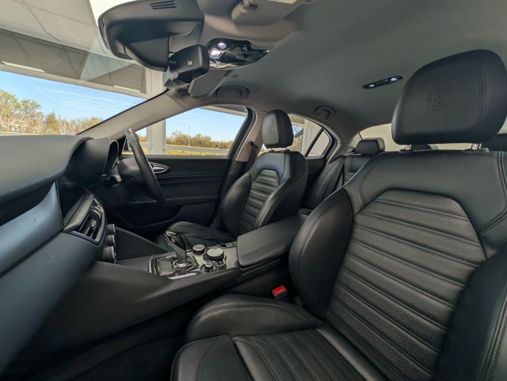 Used Alfa Romeo Giulia 2017 for sale - 78153518: Photo 16