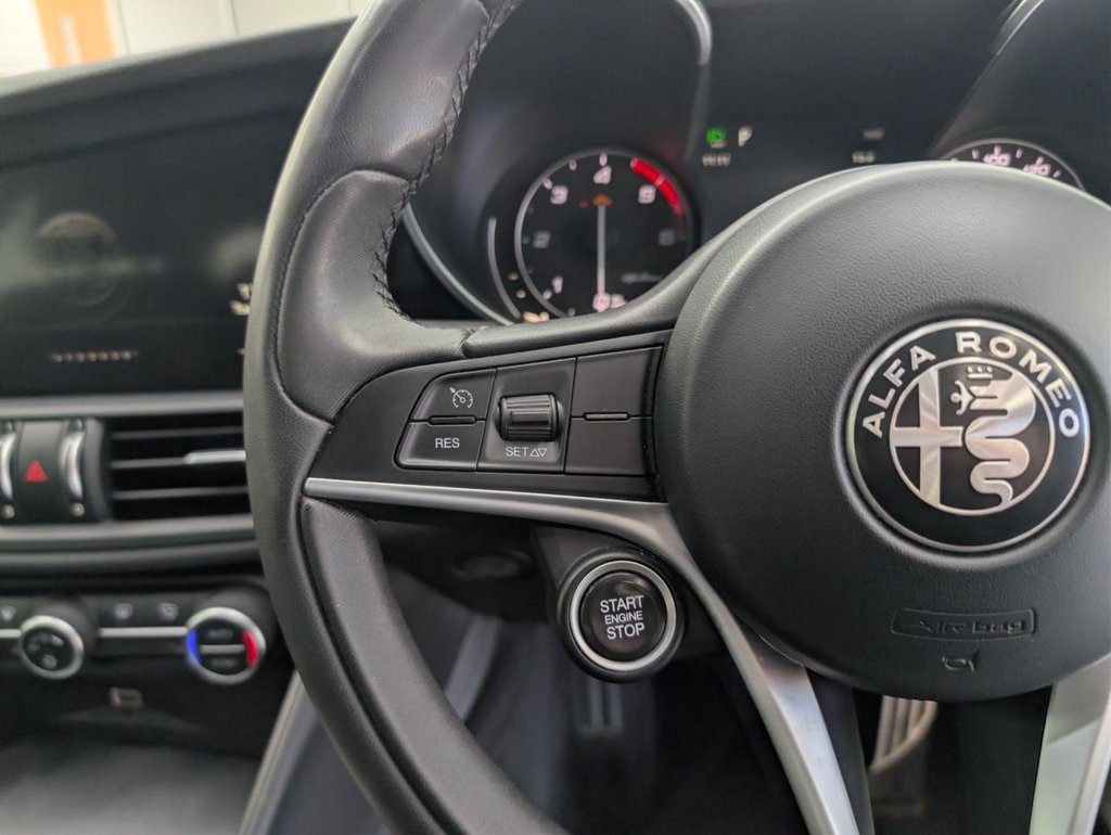 Used Alfa Romeo Giulia 2017 for sale - 78153518: Photo 31