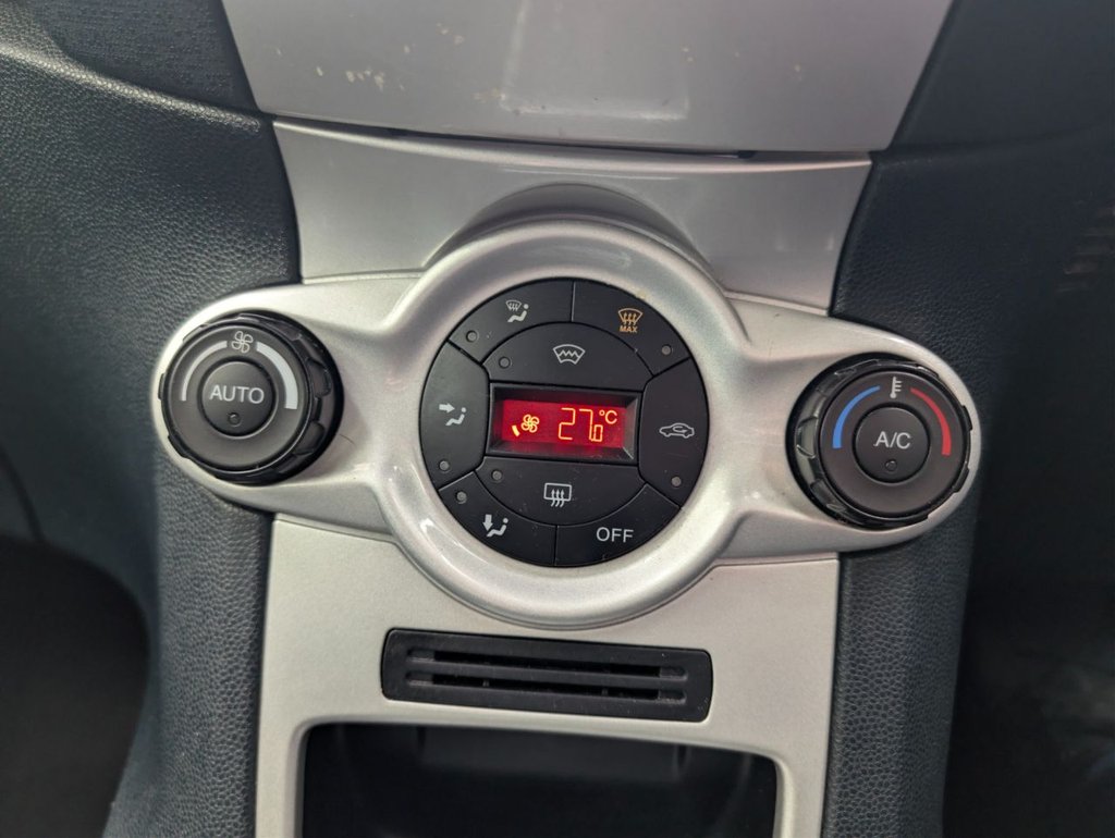 Used Ford Fiesta 2011 for sale - 77990572: Photo 20