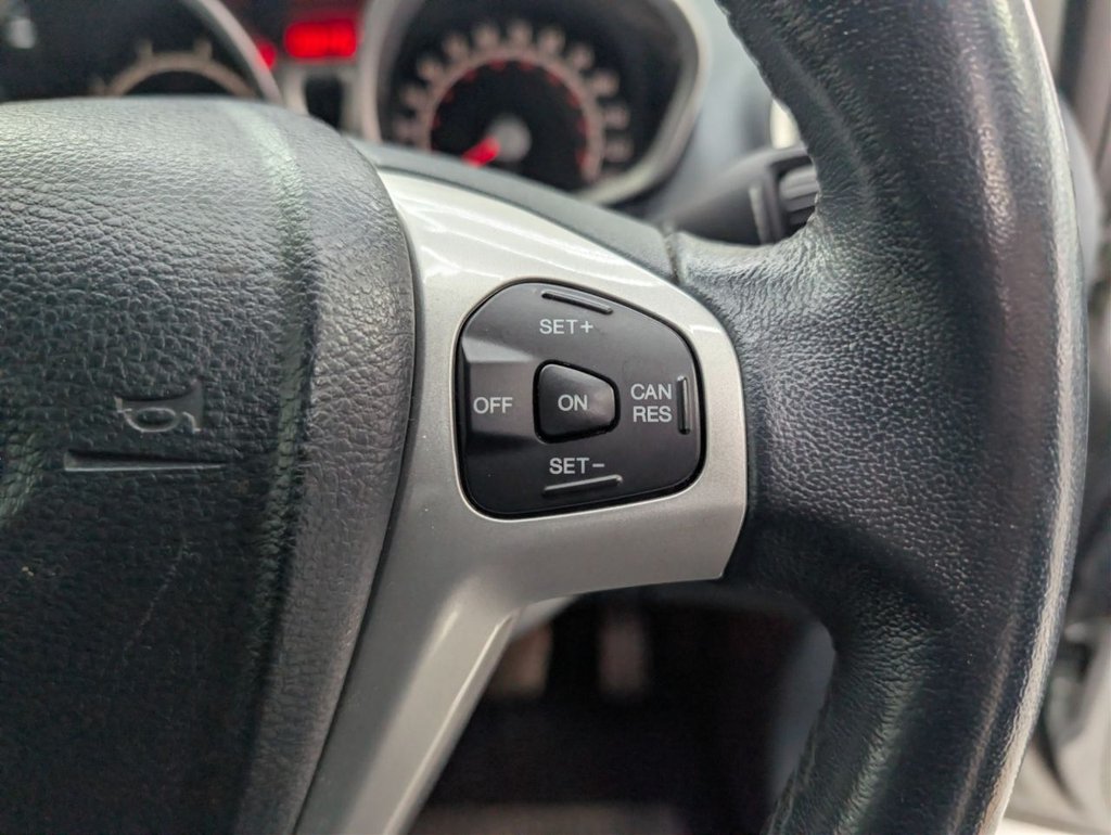 Used Ford Fiesta 2011 for sale - 77990572: Photo 25