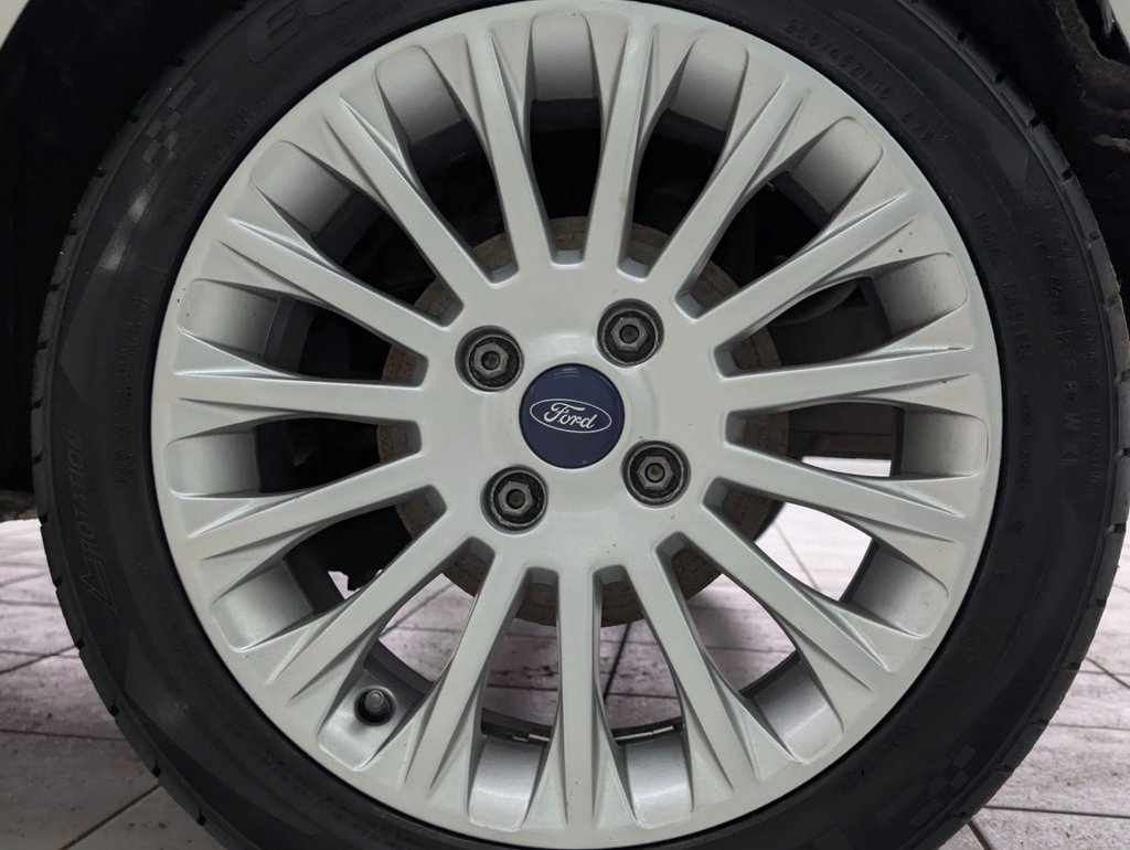 Used Ford Fiesta 2011 for sale - 77990572: Photo 35