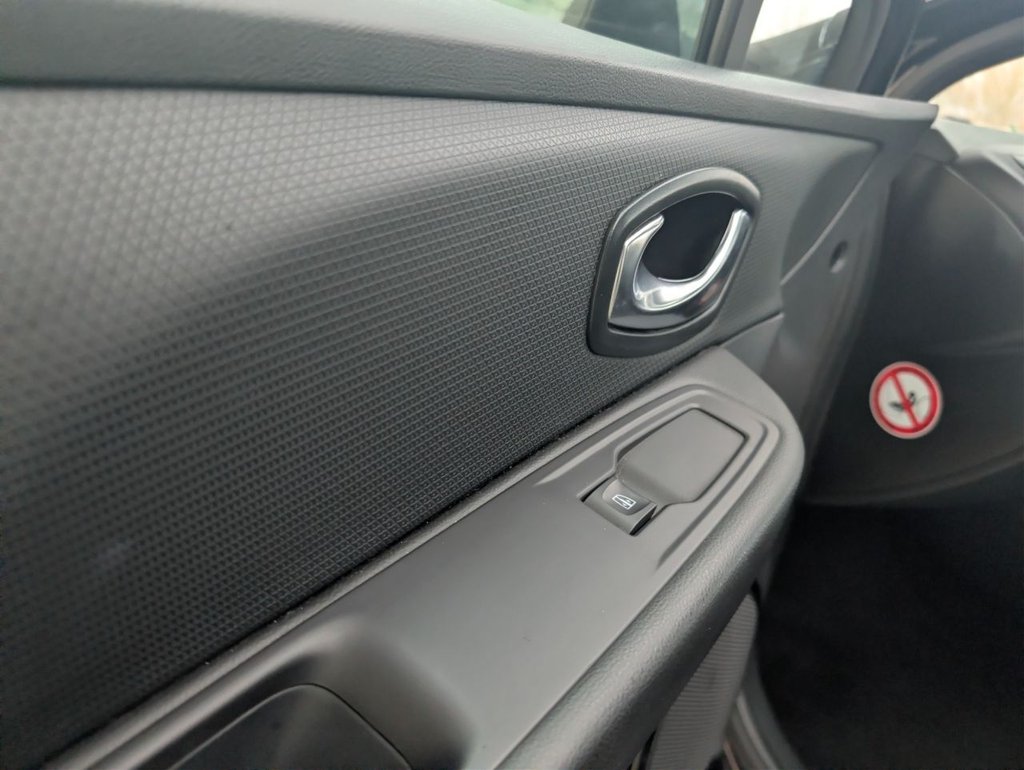 Used Renault Clio 2016 for sale - 78036484: Photo 33