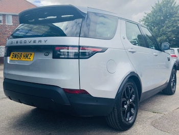 Used Land Rover Discovery 2018 for sale - 79438511: Photo