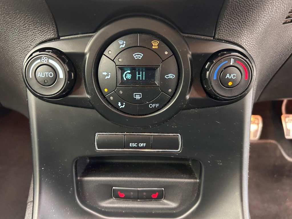 Used Ford Fiesta 2017 for sale - 77666676: Photo 17