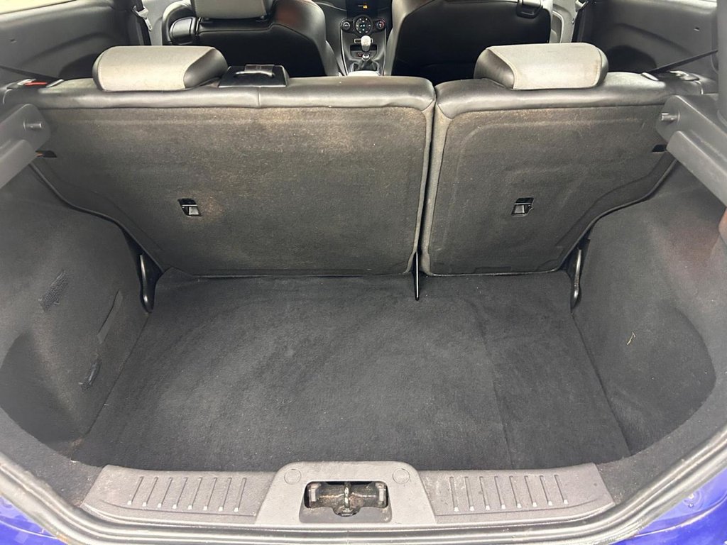 Used Ford Fiesta 2017 for sale - 77666676: Photo 6