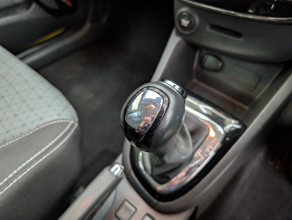 Used Renault Clio 2014 for sale - 78110344: Photo 24