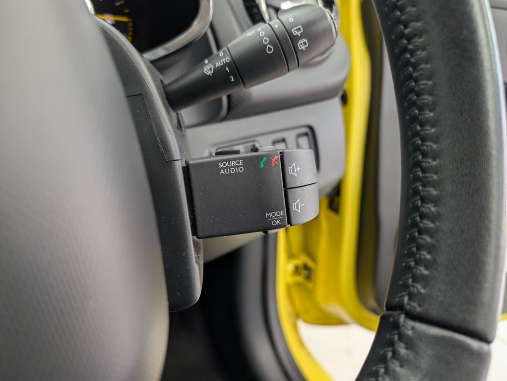 Used Renault Clio 2014 for sale - 78110344: Photo 32