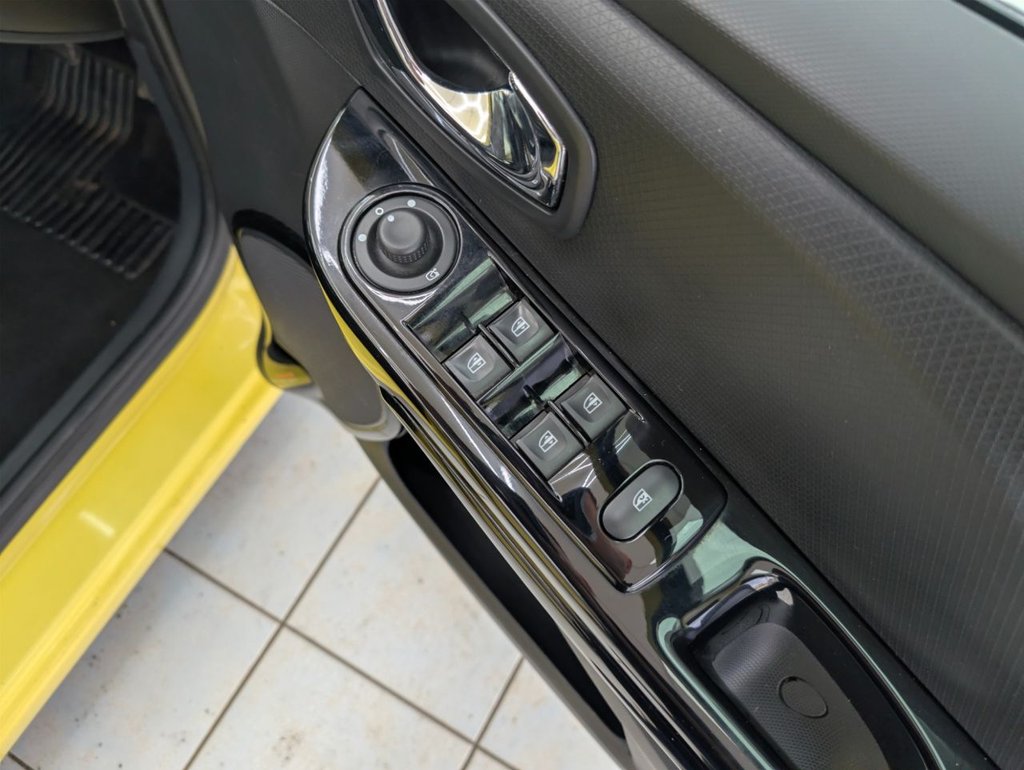 Used Renault Clio 2014 for sale - 78110344: Photo 34