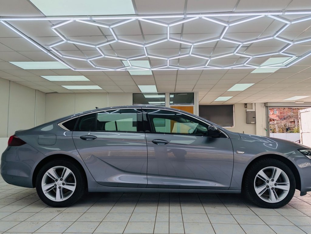 Used Vauxhall Insignia 2021 for sale - 77666752: Photo 3