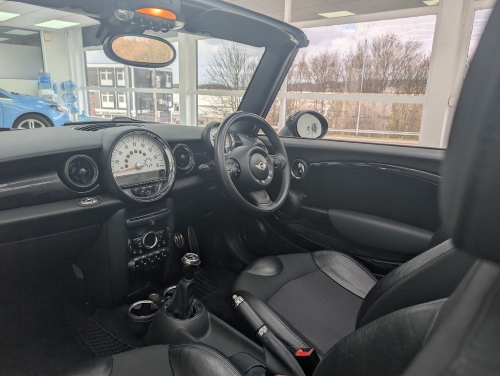 Used MINI Convertible 2012 for sale - 77834992: Photo 16