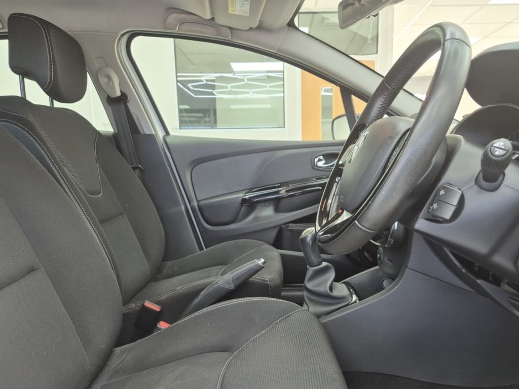 Used Renault Clio 2014 for sale - 77919925: Photo 12
