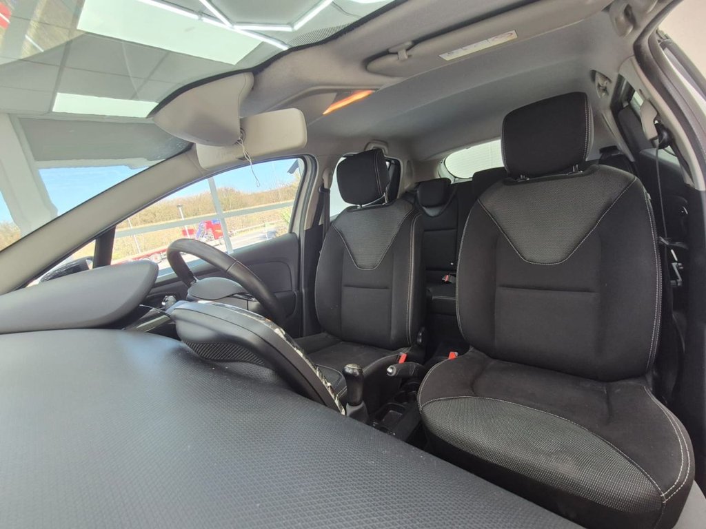 Used Renault Clio 2014 for sale - 77919925: Photo 14