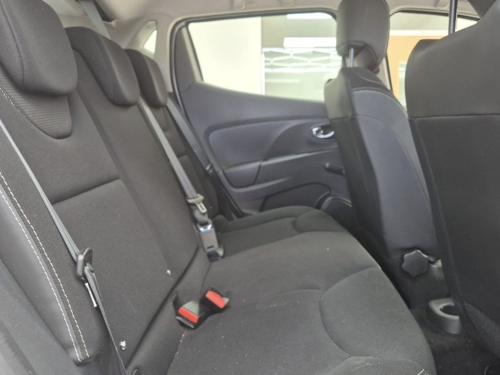 Used Renault Clio 2014 for sale - 77919925: Photo 16