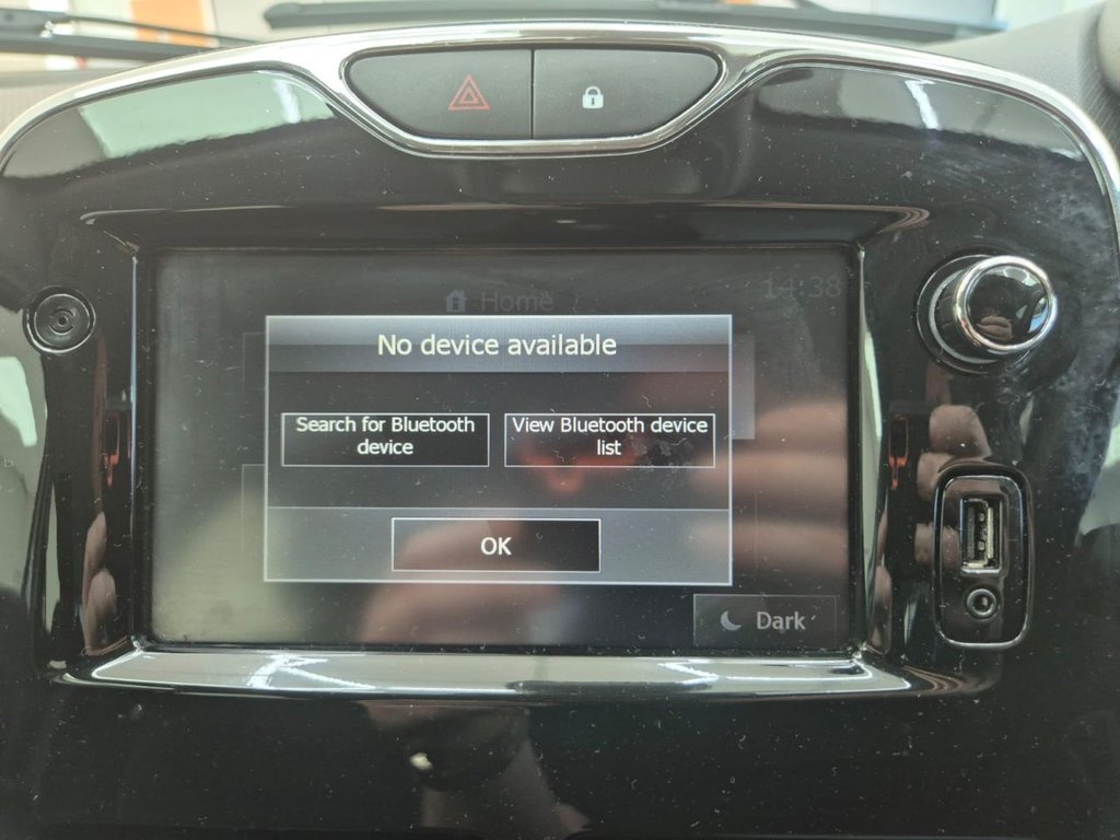 Used Renault Clio 2014 for sale - 77919925: Photo 19