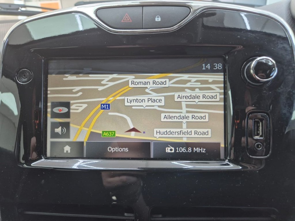 Used Renault Clio 2014 for sale - 77919925: Photo 20